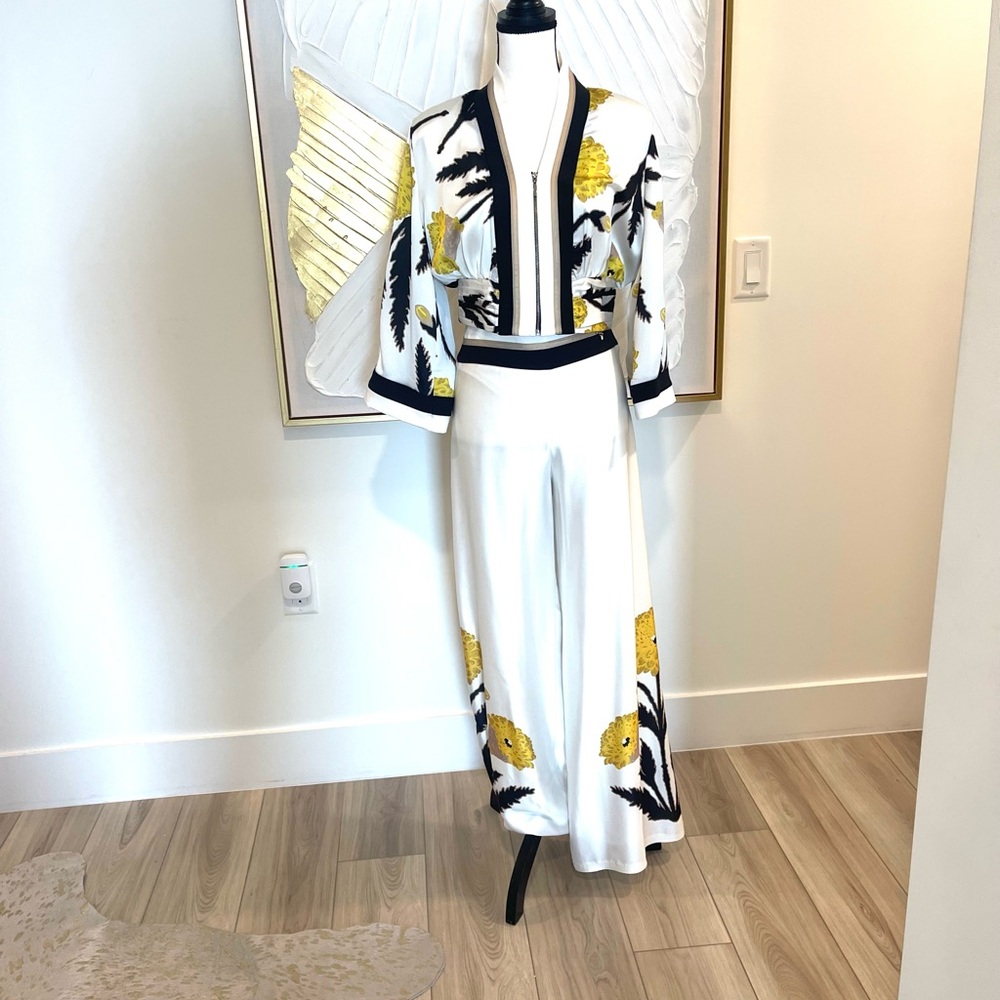 Chic Floral Wide Leg Jumpsuit